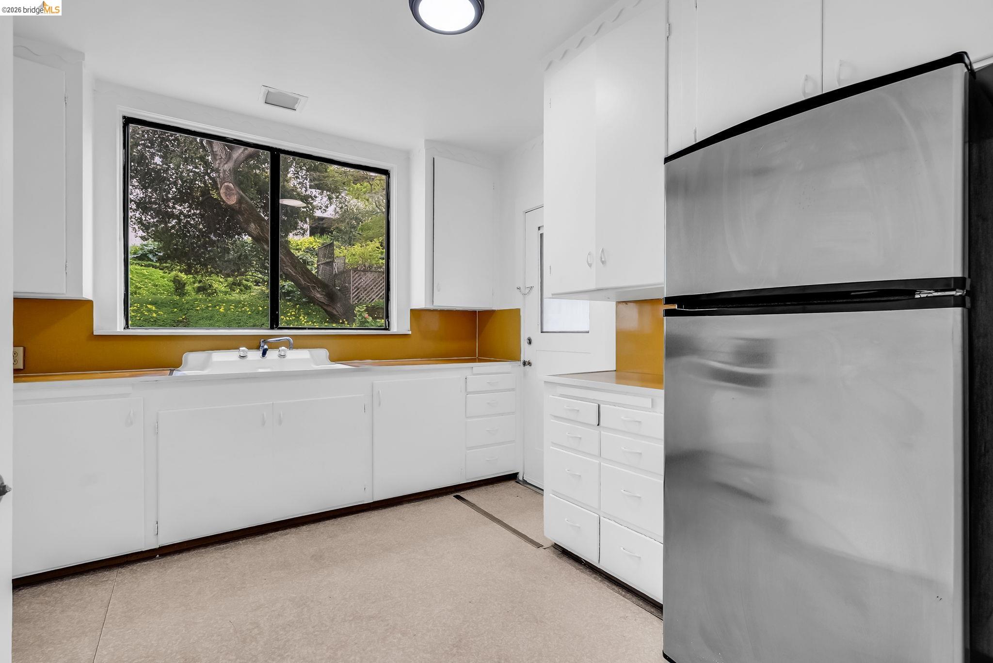 2340 Virginia Street Berkeley, CA 94709 - Photo 39 of 60