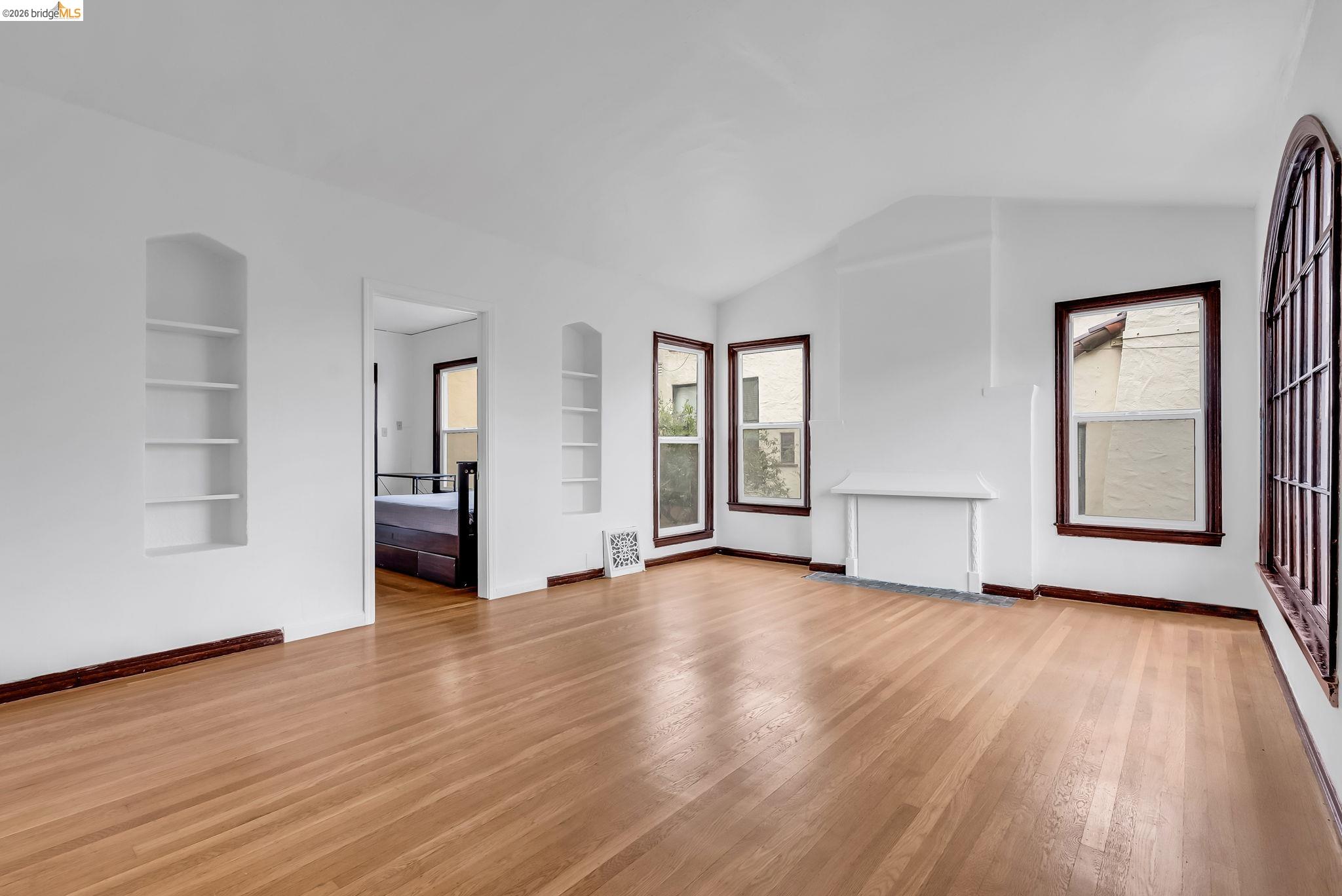 2340 Virginia Street Berkeley, CA 94709 - Photo 8 of 60