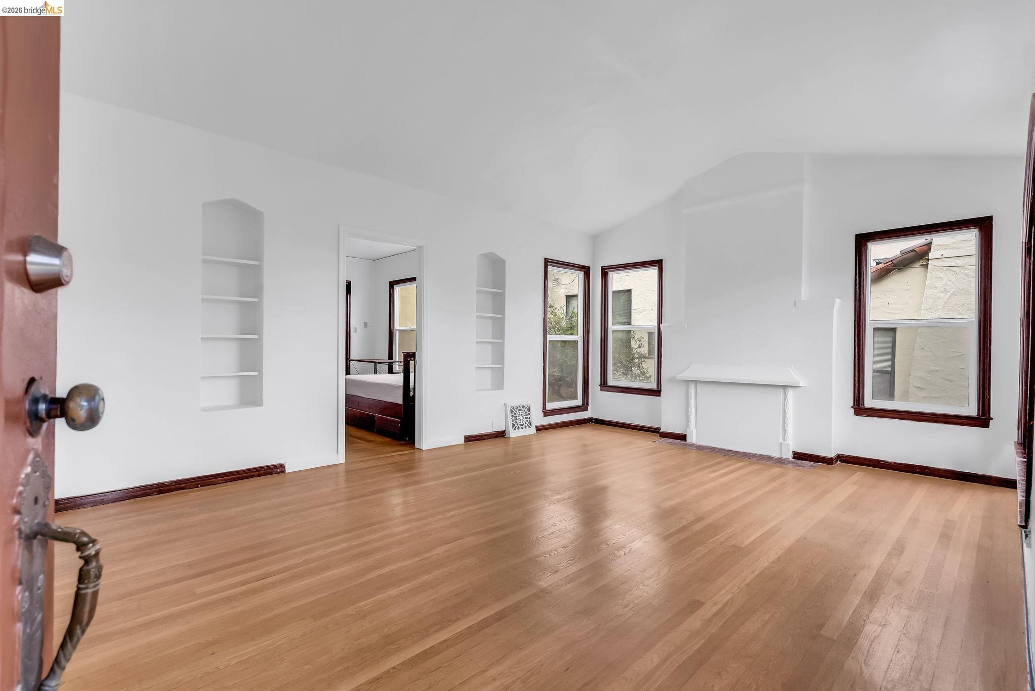 2340 Virginia Street Berkeley, CA 94709 - Photo 9 of 60