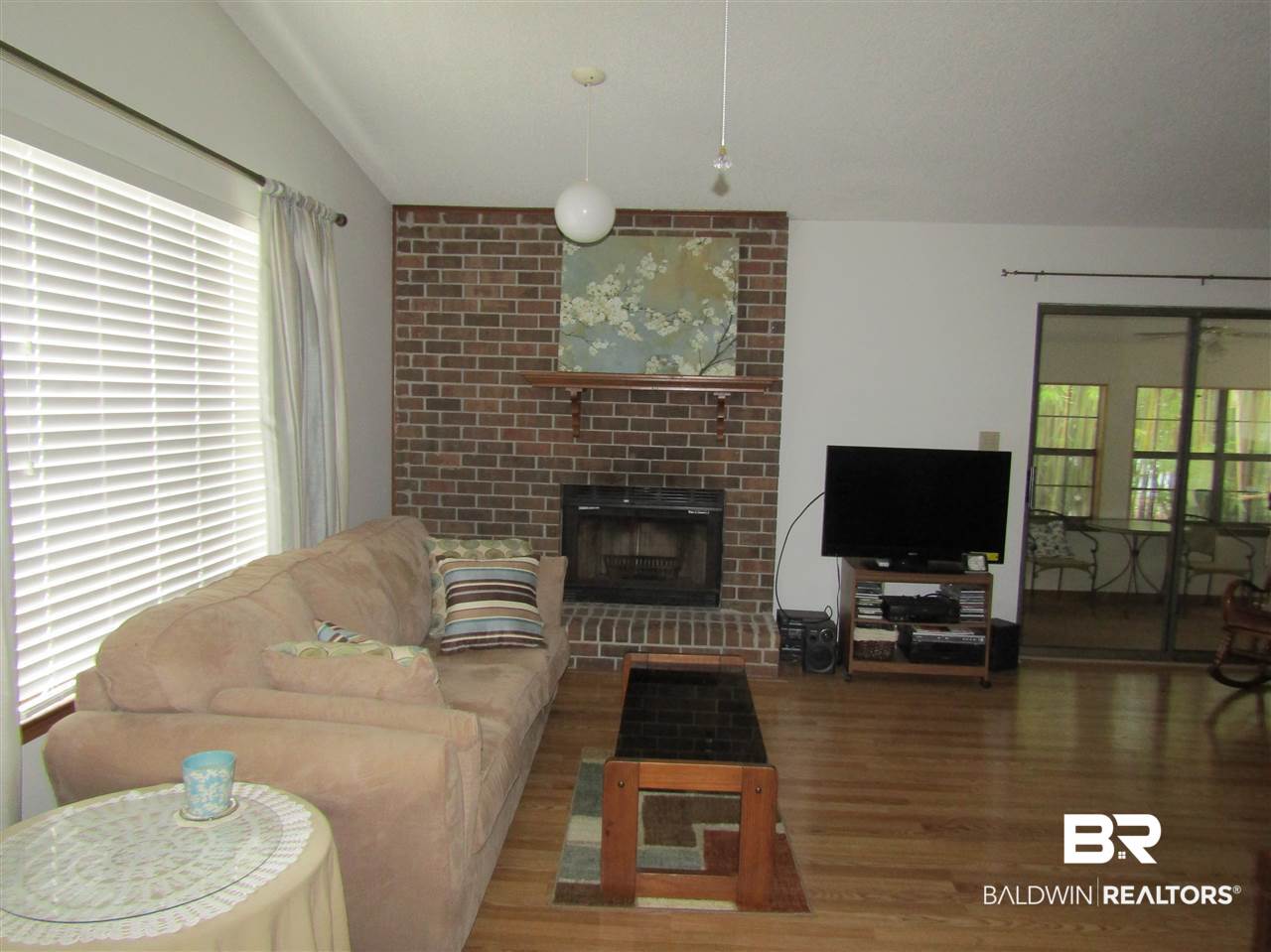 1340 Ridgewood Drive Lillian, AL 36549 - Photo 6 of 23 Living Room