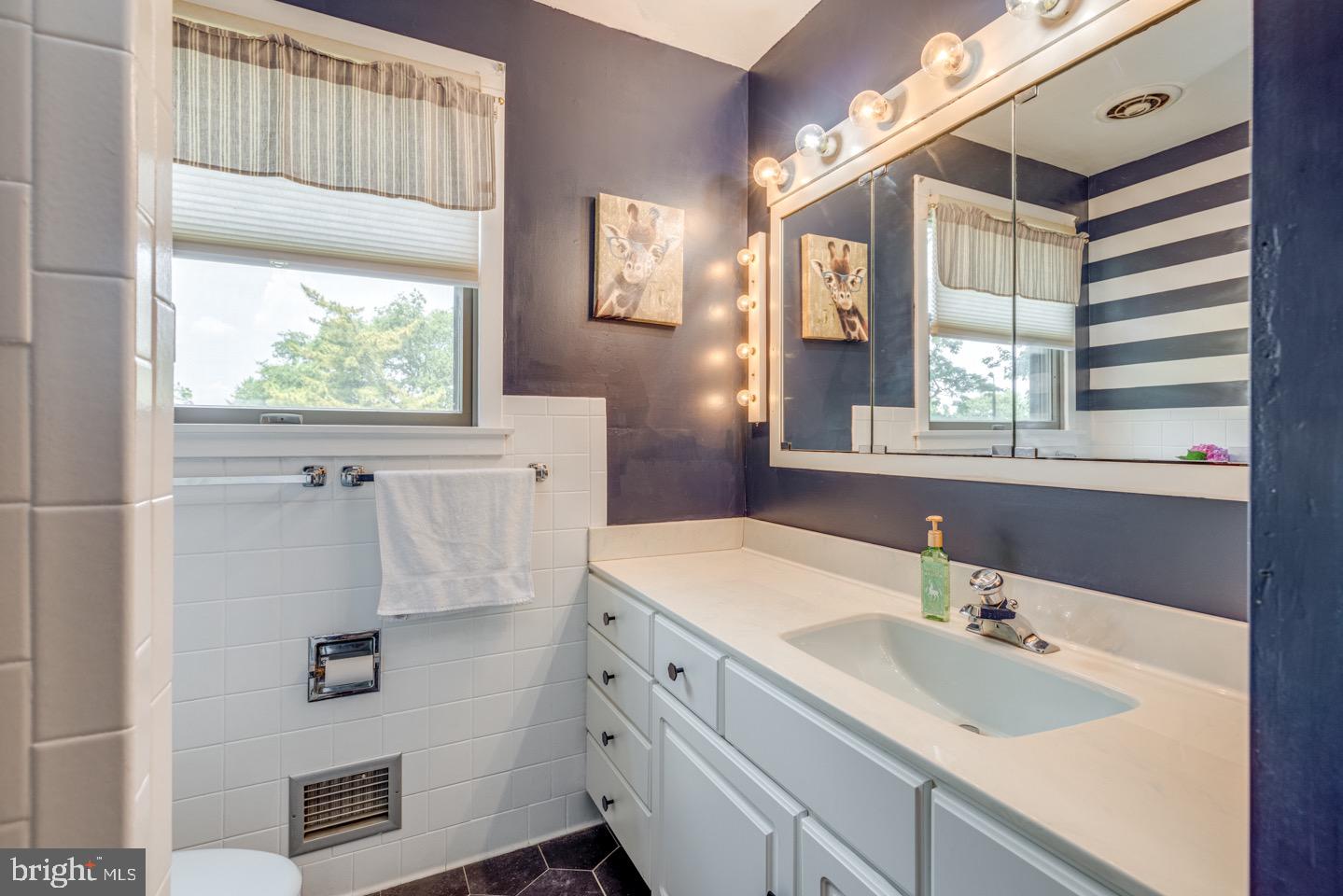 6 Surrey Road Voorhees, NJ 08043 - Photo 21 of 29