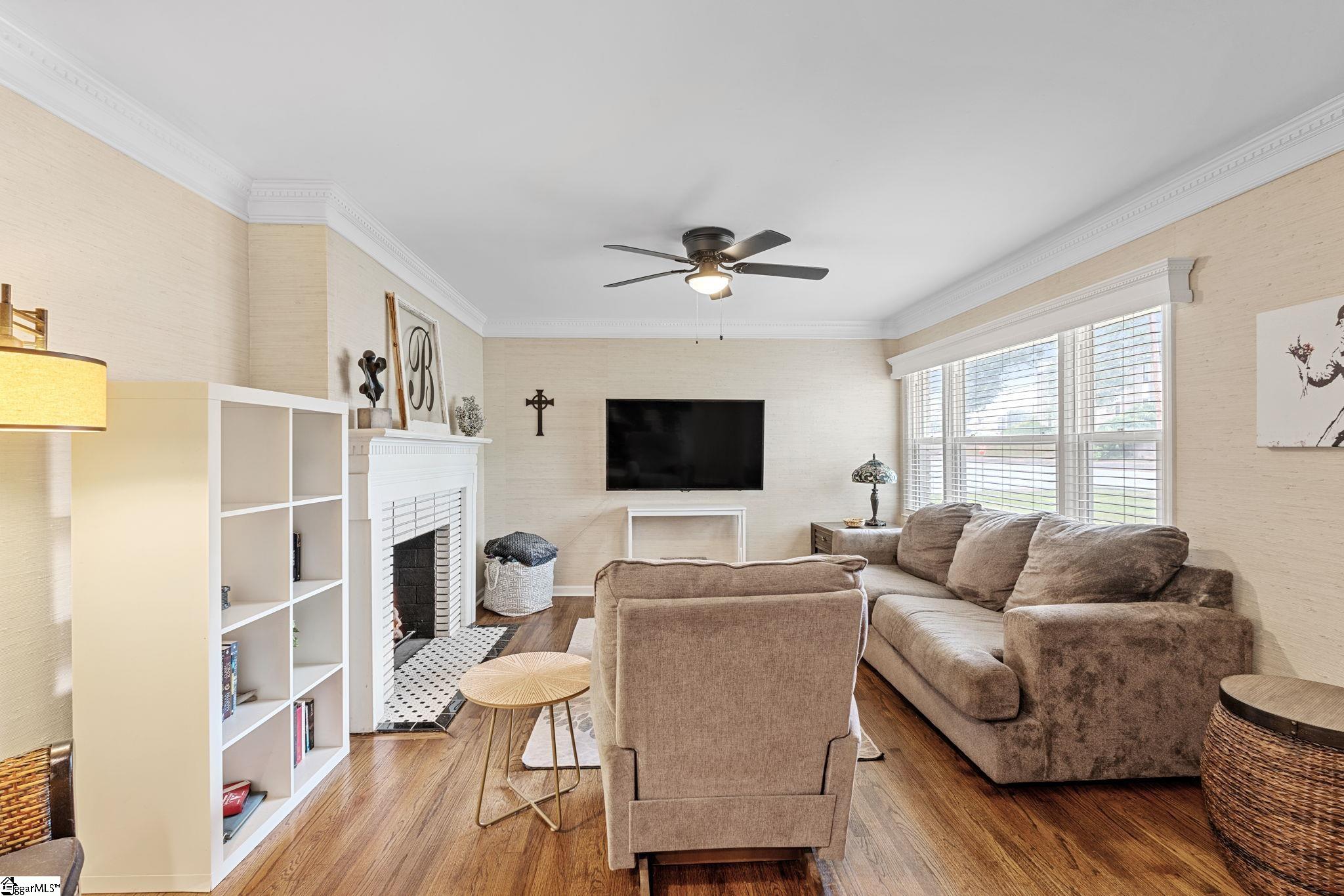 204 Greenacre Road Greenville, SC 29607 - Photo 5 of 45