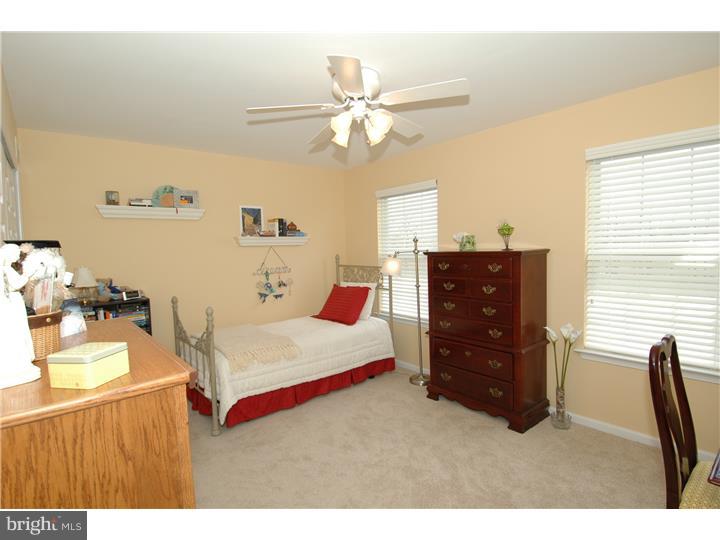 557 Island Road Columbus, NJ 08022 - Photo 13 of 25 Bedroom 3