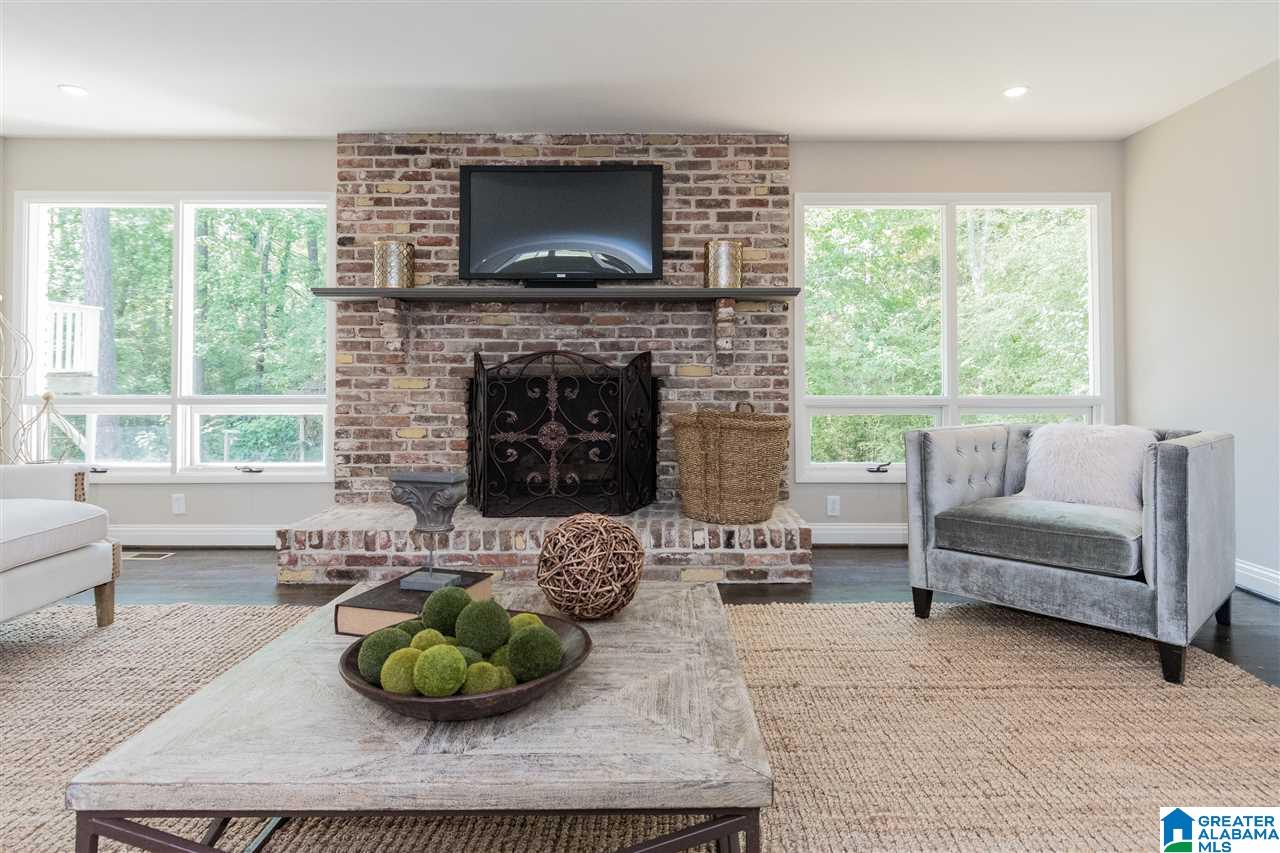 1786 Cornwall Road Birmingham, AL 35226 - Photo 7 of 46