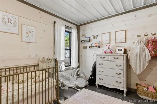 $415,000 | 404 East 15th Street, Eldon, MO 65026