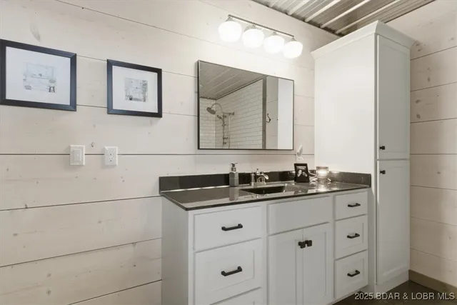 $415,000 | 404 East 15th Street, Eldon, MO 65026