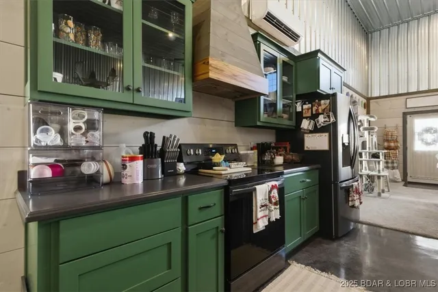 $415,000 | 404 East 15th Street, Eldon, MO 65026