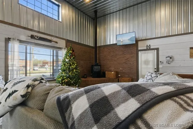 $415,000 | 404 East 15th Street, Eldon, MO 65026