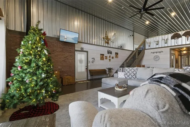 $415,000 | 404 East 15th Street, Eldon, MO 65026