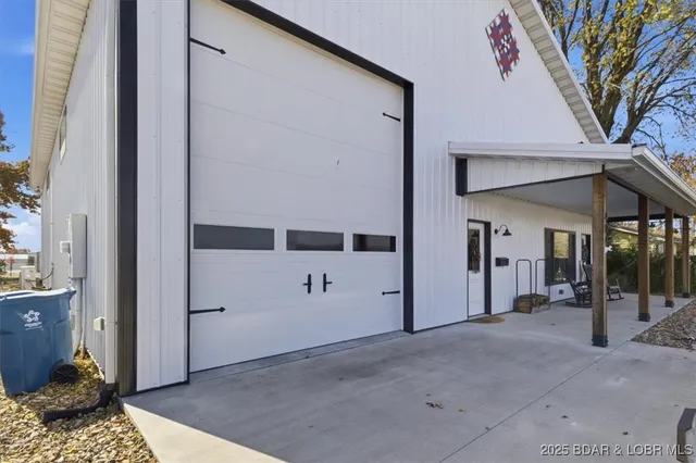 $415,000 | 404 East 15th Street, Eldon, MO 65026