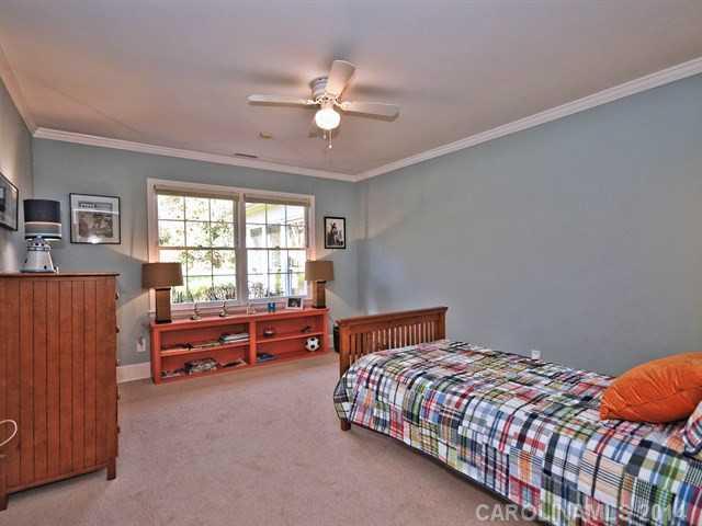 3400 Foxcroft Road Charlotte, NC 28211 - Photo 9 of 16