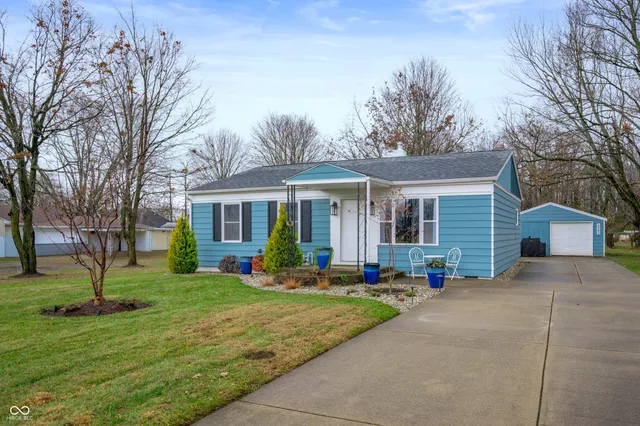 $219,900 | 840 South Broadway Street, Pendleton, IN 46064