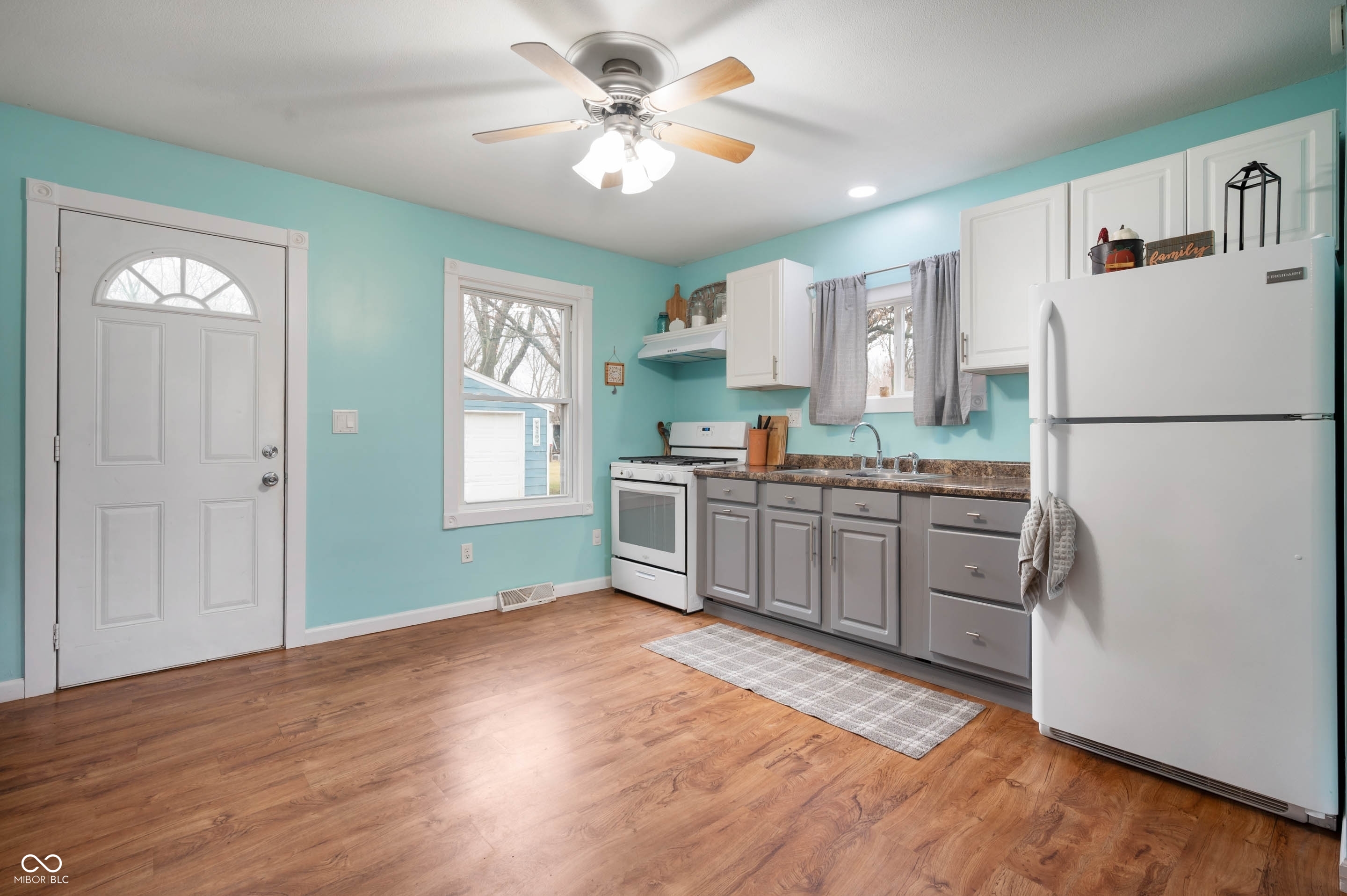 840 South Broadway Street Pendleton, IN 46064 - Photo 7 of 15