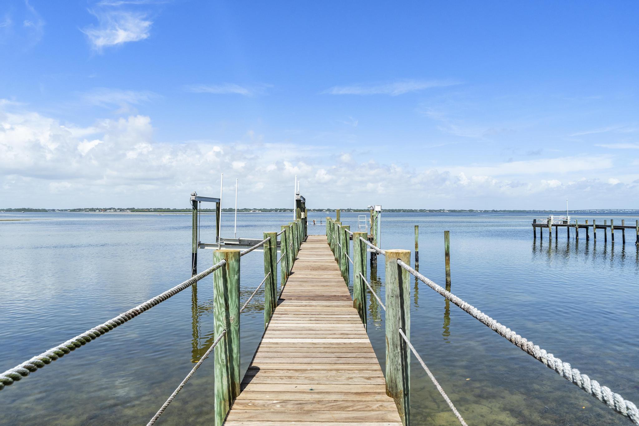 1334 Southeast MacArthur Boulevard Stuart, FL 34996 - Photo 9 of 71 _A739992