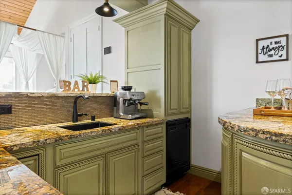 $3,590,000 | 1125 Bollinger Canyon Road, Moraga, CA 94556