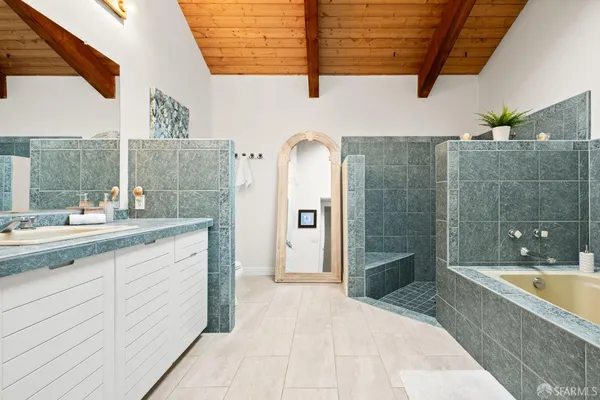 $3,590,000 | 1125 Bollinger Canyon Road, Moraga, CA 94556