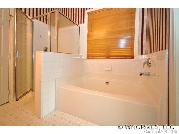 45 Cottage Ridge Road Fletcher, NC 28732 - Photo 3 of 23
