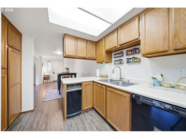 $239,000 | 1611 Northeast 113th Street, Unit 322, Vancouver, WA 98686