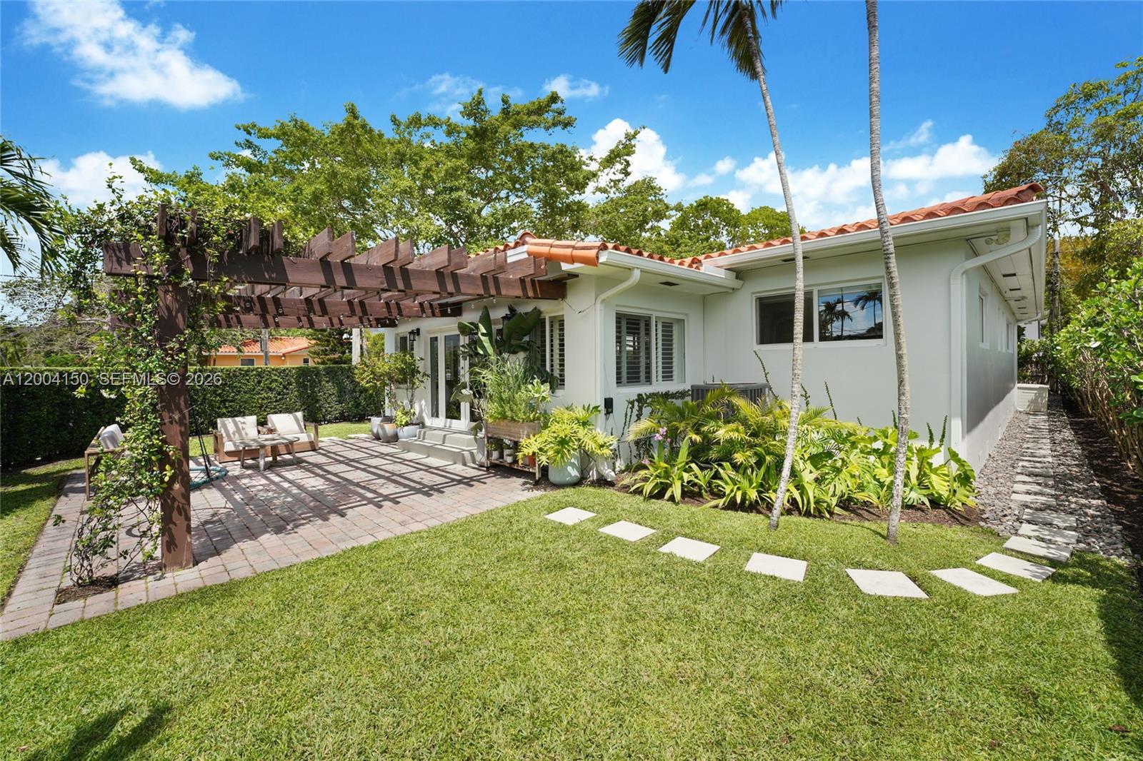 2225 Southwest 19th Avenue Miami, FL 33145 - Photo 3 of 32