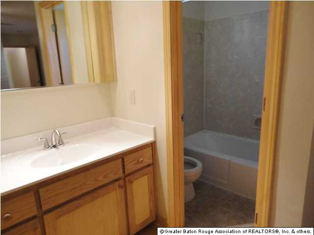 13611 Buckley Avenue Baton Rouge, LA 70816 - Photo 17 of 26 Gallery Image 17