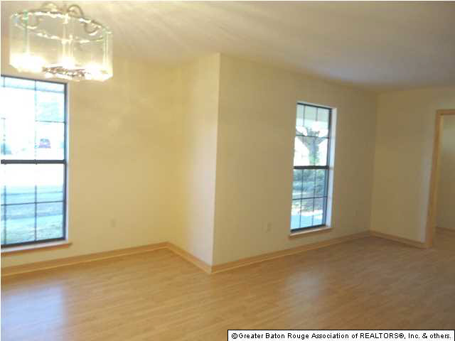 13611 Buckley Avenue Baton Rouge, LA 70816 - Photo 9 of 26 Gallery Image 9