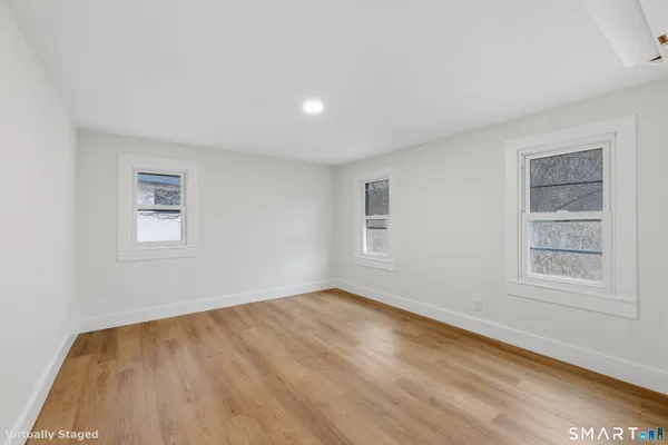 $2,700 | 98 West Main Street, Chester, CT 06412