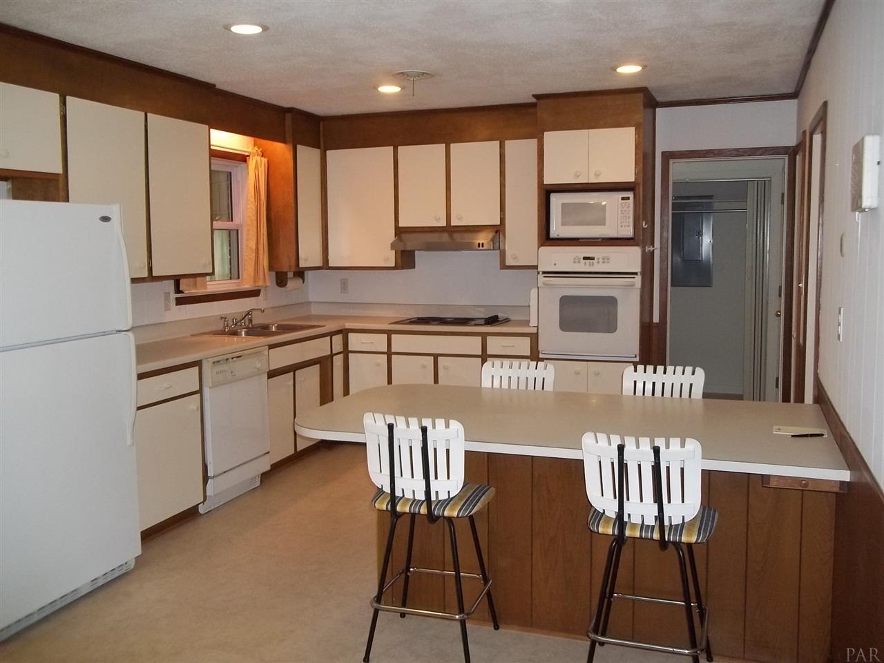 6180 Azalea Road Pensacola, FL 32504 - Photo 8 of 19 Gallery Image 8