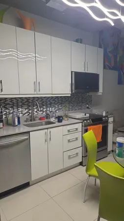 $3,100 | 690 Southwest 1st Court, Unit 1722, Miami, FL 33130