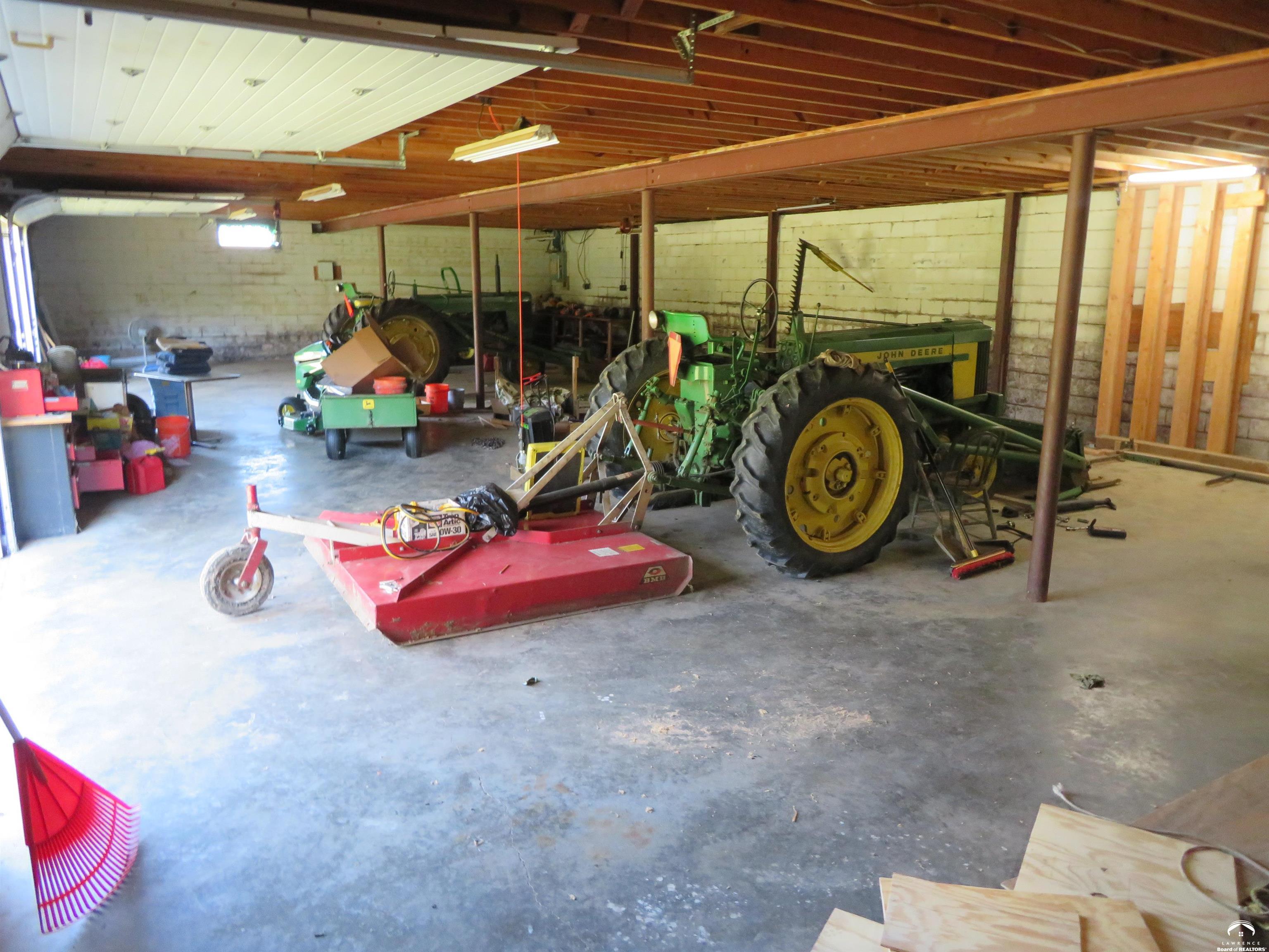 7607 Ferguson Road Ozawkie, KS 66070 - Photo 62 of 98 Gallery Image 62