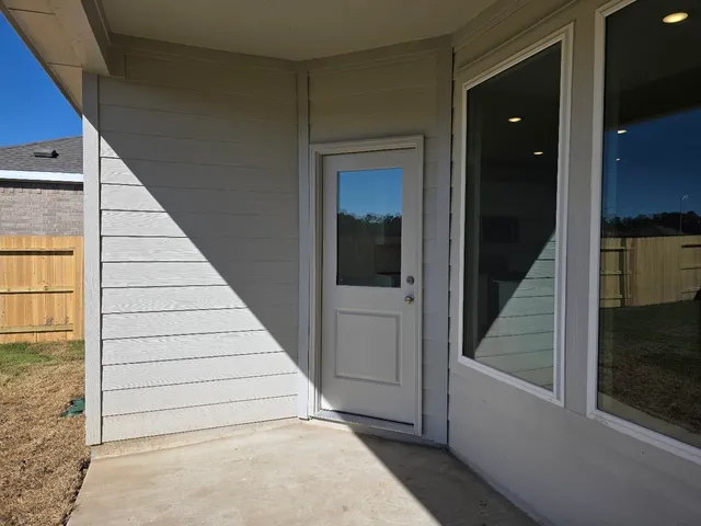 $1,990 | 1743 Magnolia Jade Court, Crosby, TX 77532