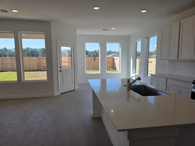 $1,990 | 1743 Magnolia Jade Court, Crosby, TX 77532