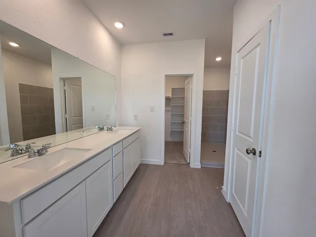 $1,990 | 1743 Magnolia Jade Court, Crosby, TX 77532