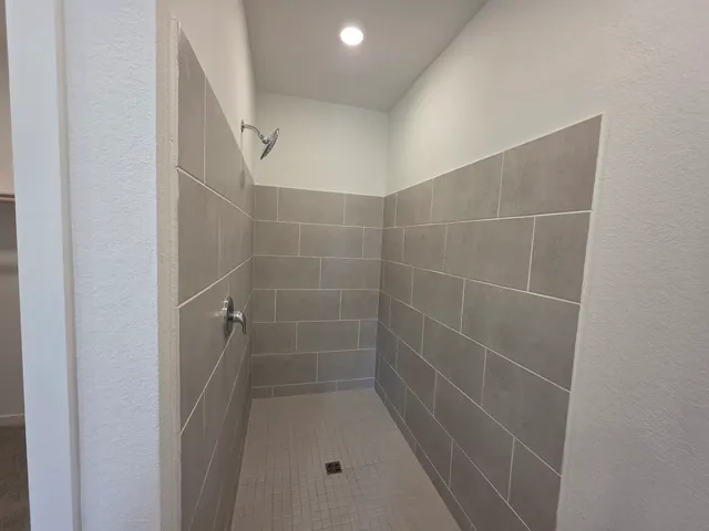 $1,990 | 1743 Magnolia Jade Court, Crosby, TX 77532