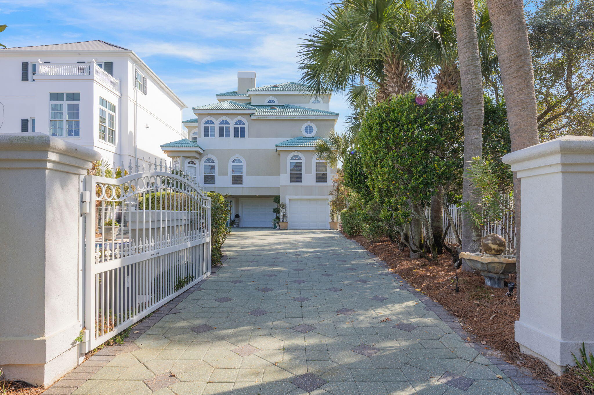 490 Beachfront Trail