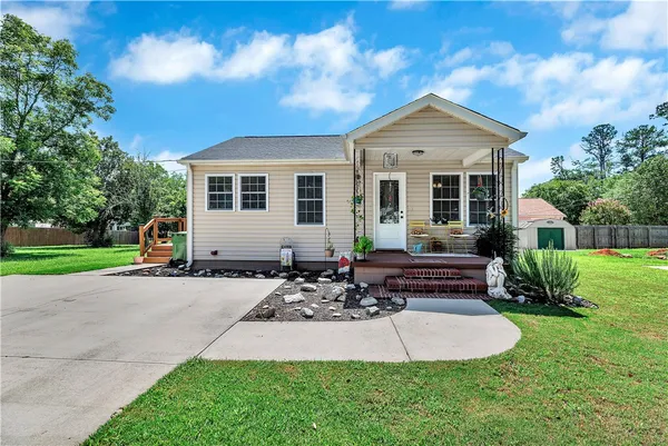 $179,900 | 1002 Overbrook Drive, Seneca, SC 29678