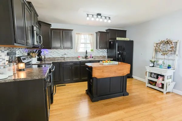 $359,000 | 161 Shiloh Lane, Smithville, TN 37166