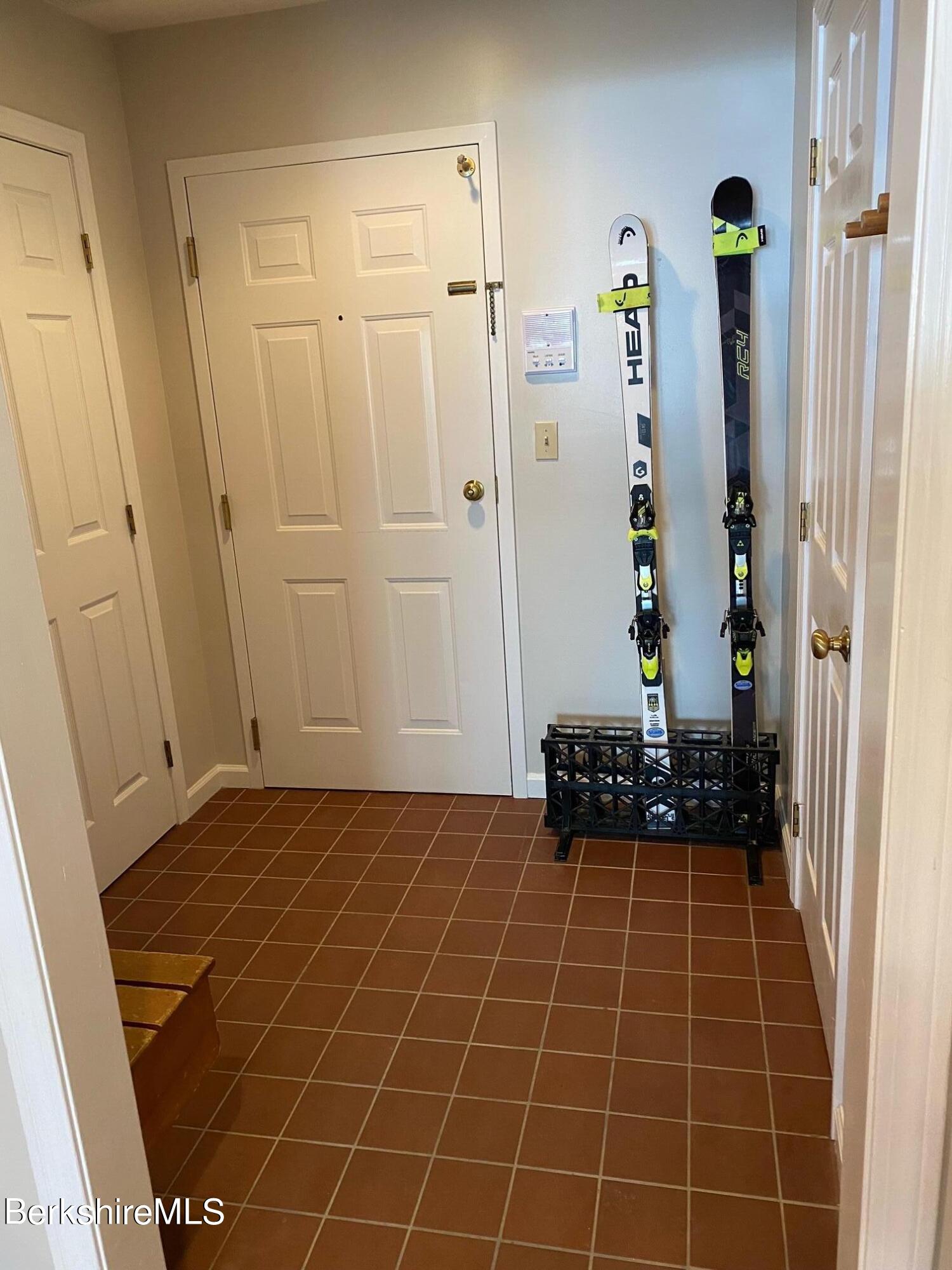 37 Corey Road, Unit 825 Hancock, MA 01237 - Photo 19 of 22 BCB98587-5440-479E-BBB8-FA134151EB73