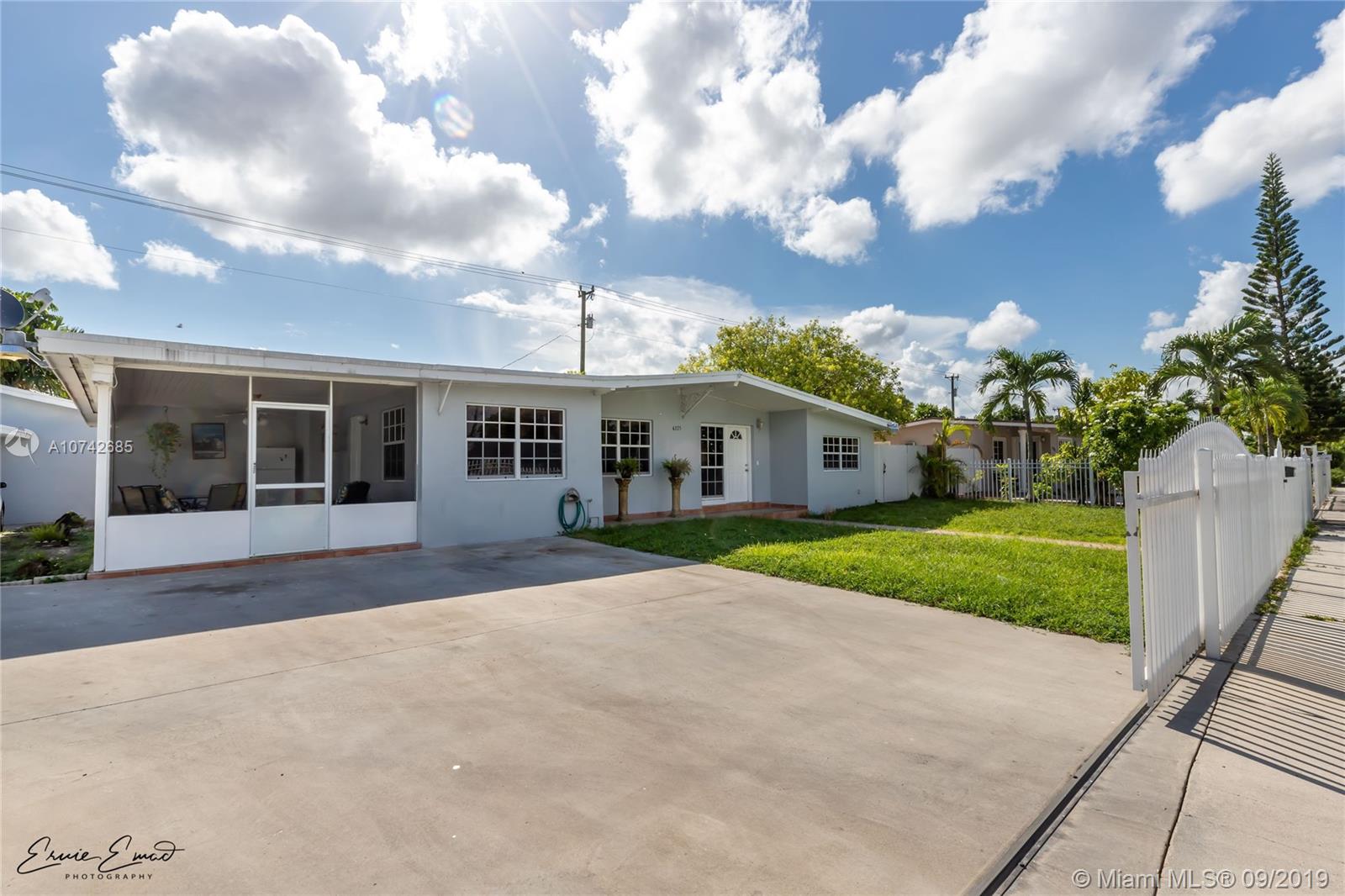 4375 Southwest 112th Court Miami, FL 33165 - Photo 2 of 30