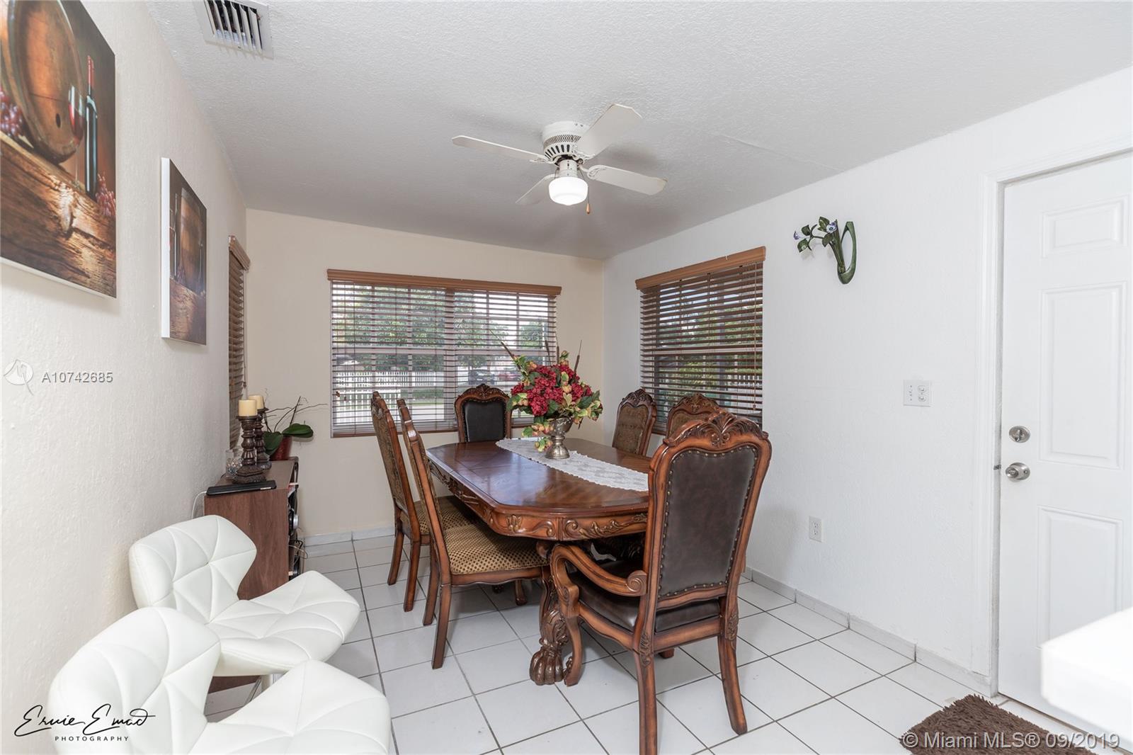 4375 Southwest 112th Court Miami, FL 33165 - Photo 10 of 30