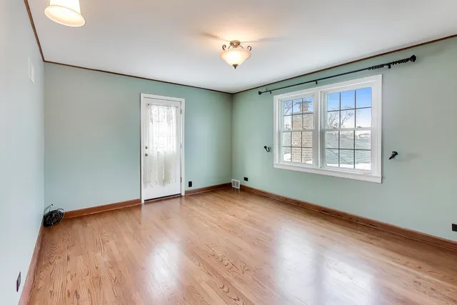 $699,000 | 6230 North Troy Street, Chicago, IL 60659