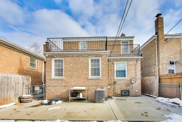 $699,000 | 6230 North Troy Street, Chicago, IL 60659