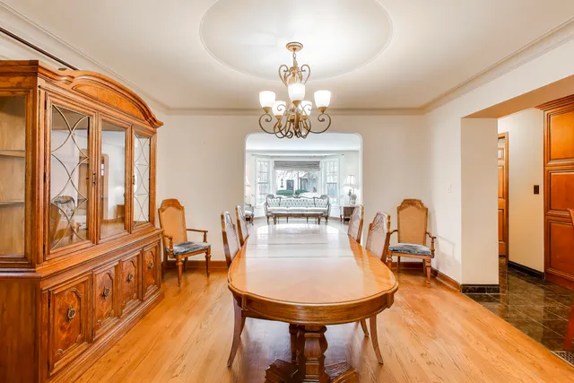 $699,000 | 6230 North Troy Street, Chicago, IL 60659