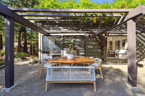 a view of outdoor space yard and patio