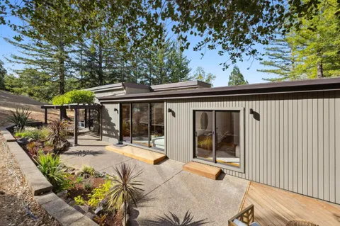 a view of a outdoor space