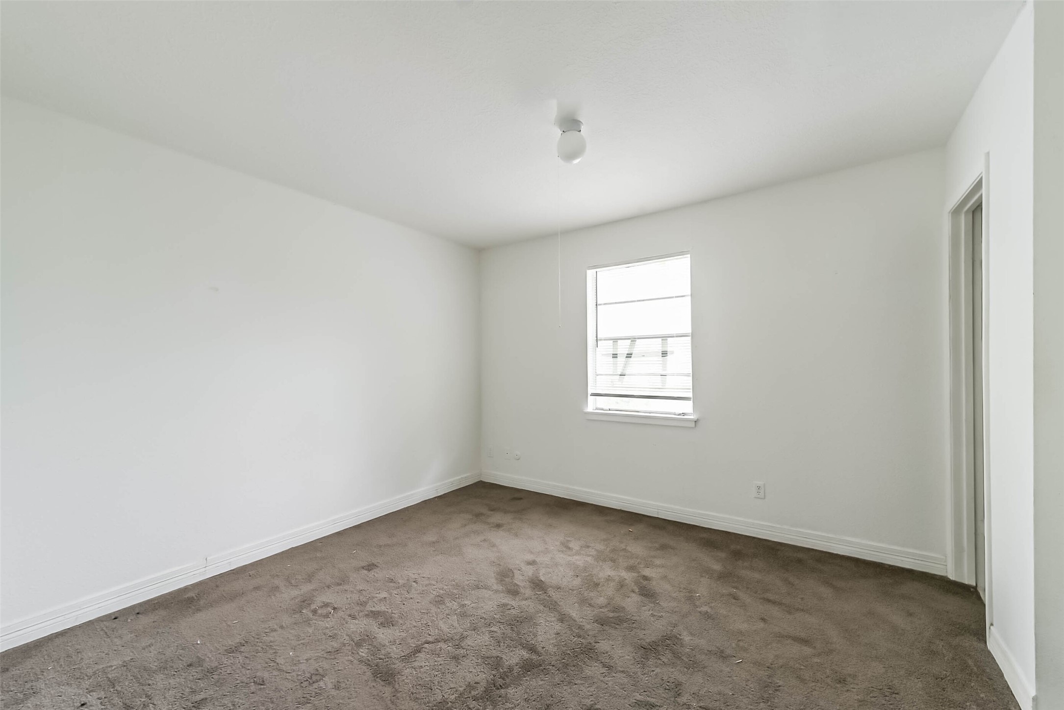 9710 Galaxy Street Houston, TX 77078 - Photo 23 of 30