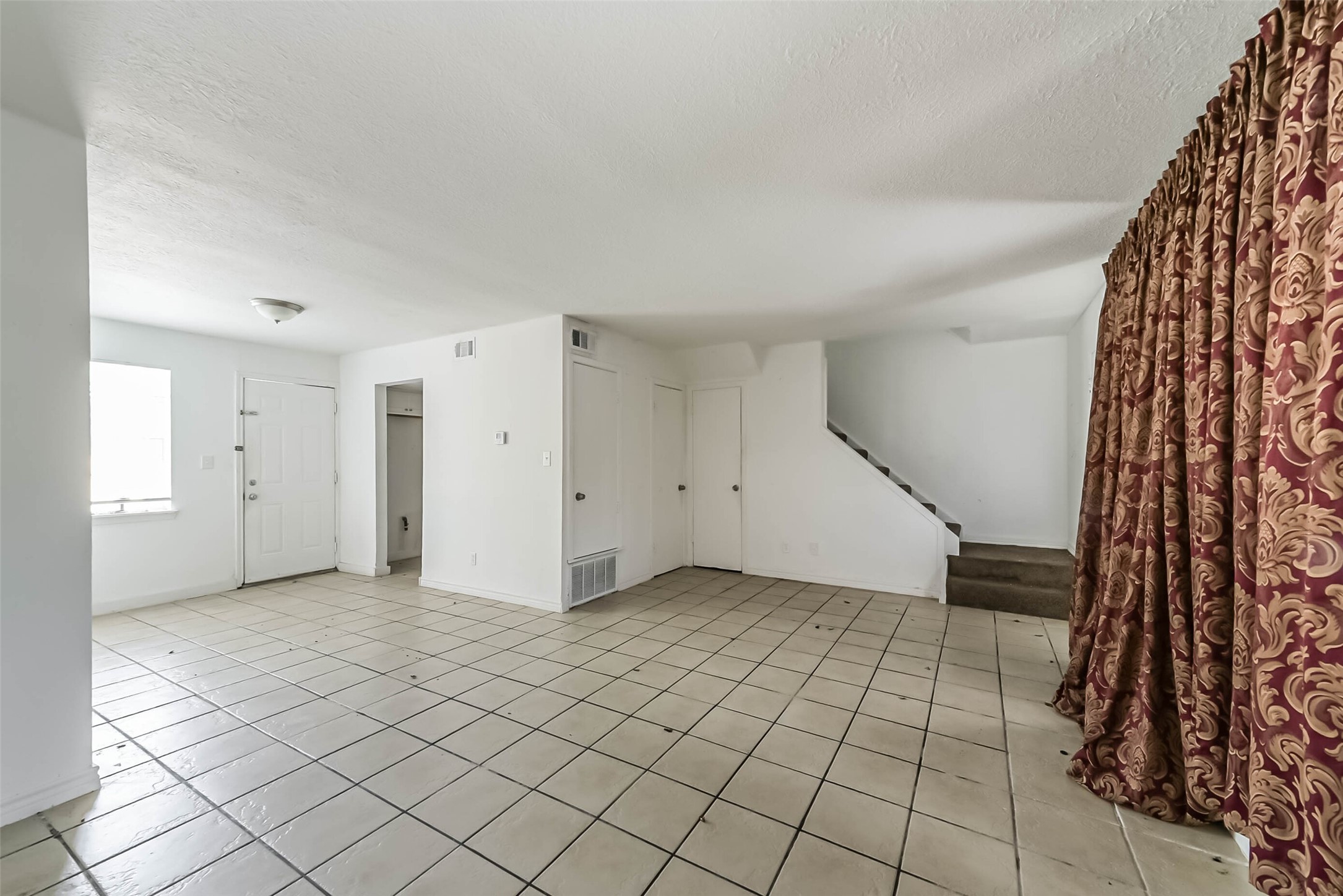 9710 Galaxy Street Houston, TX 77078 - Photo 9 of 30