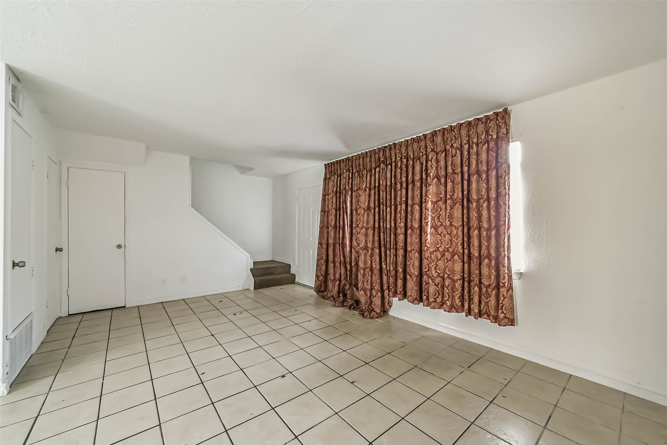 9710 Galaxy Street Houston, TX 77078 - Photo 10 of 30