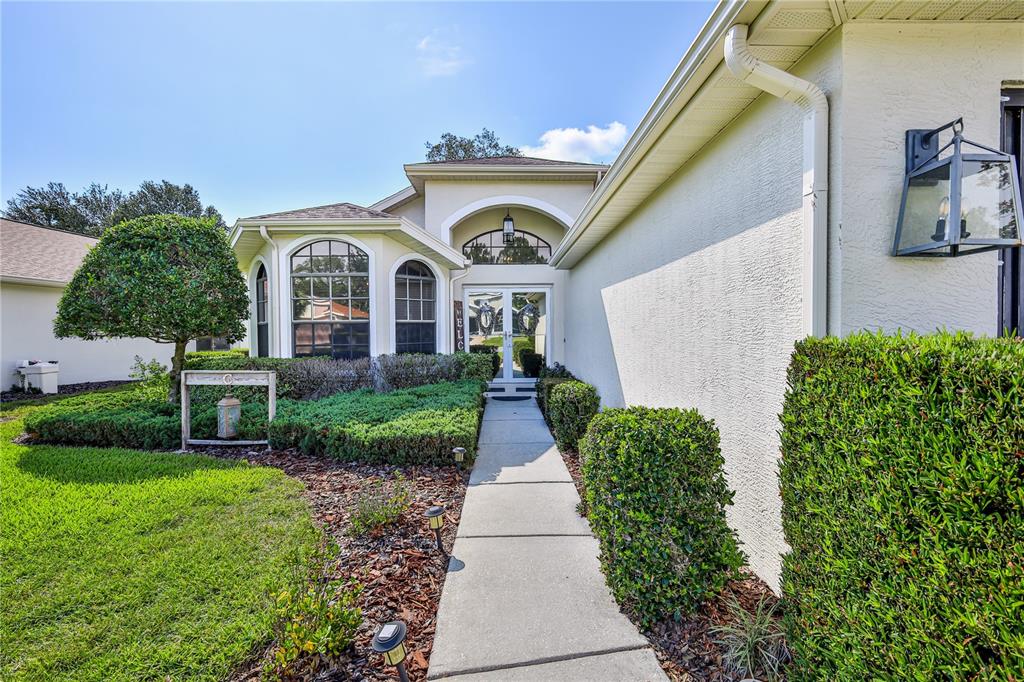 11408 Deercroft Court Spring Hill, FL 34609 - Photo 5 of 57