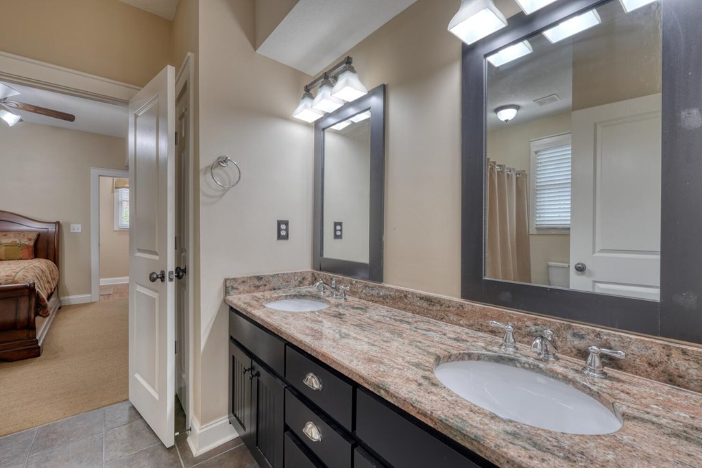 1407 Lakeside Road, Unit 201 Hiawassee, GA 30546 - Photo 20 of 47 Gallery Image 20