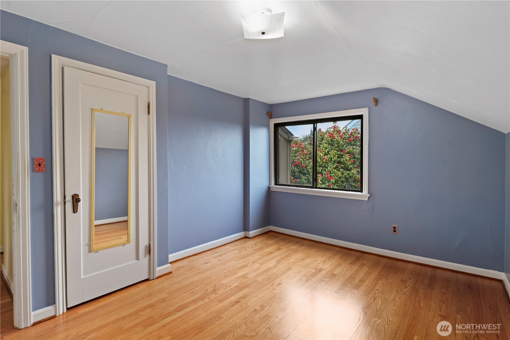 6901 40th Avenue Southwest Seattle, WA 98136 - Photo 20 of 27